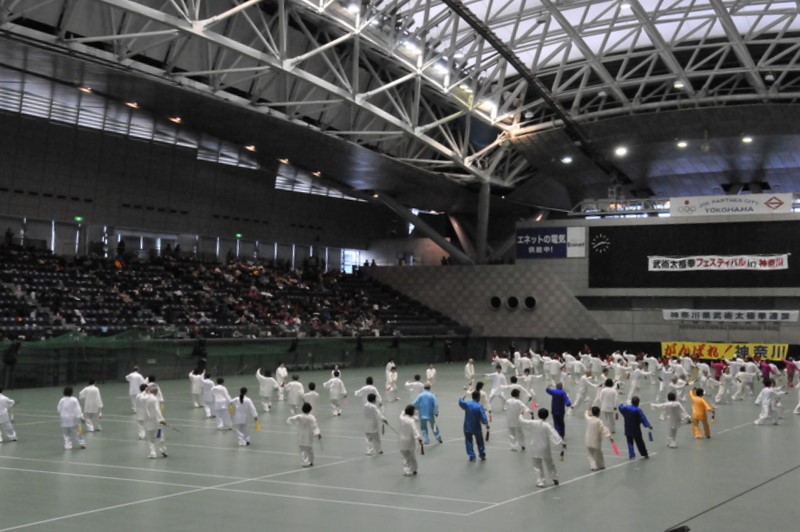 「笑顔で楽しく」３２式剣・４２式剣の表演
