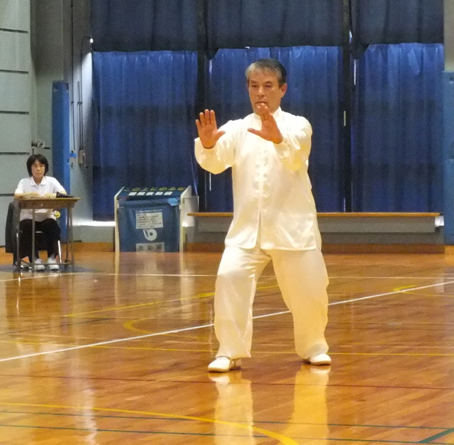 峰輝八郎選手